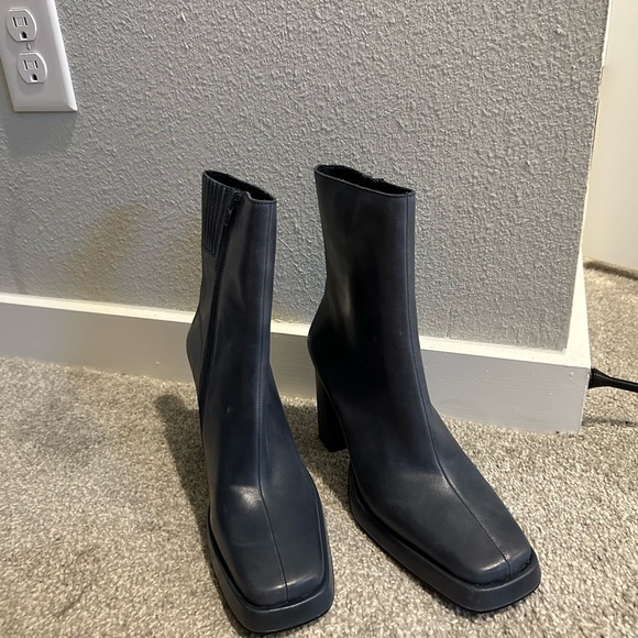 Jeffrey Campbell MAXIMAL BOOTIE - Picture 9 of 12